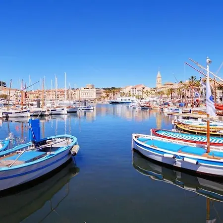 A 2 Pas Du Port, Du Centre, Du Marché Provençal, Des Plages Quartier Calme * Sanary-sur-Mer