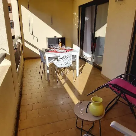 A 2 Pas Du Port, Du Centre, Du Marché Provençal, Des Plages Quartier Calme Appartement *